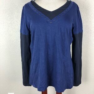 Brina & Em V Neck Top Size Large
